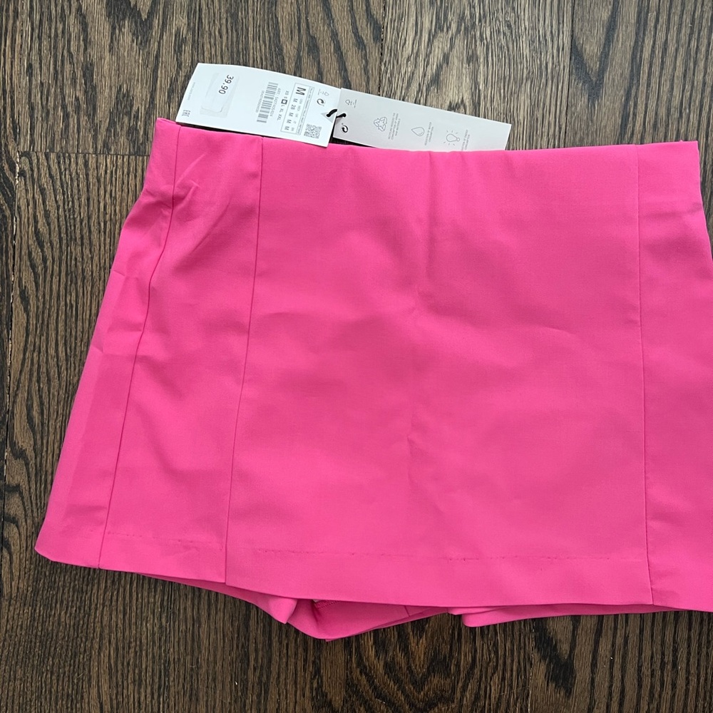 Zara pink short/skirt new with tag size M